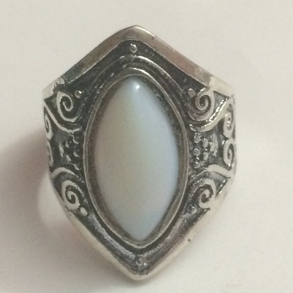 Jewelry - HP Silver-Plated Stone Ring